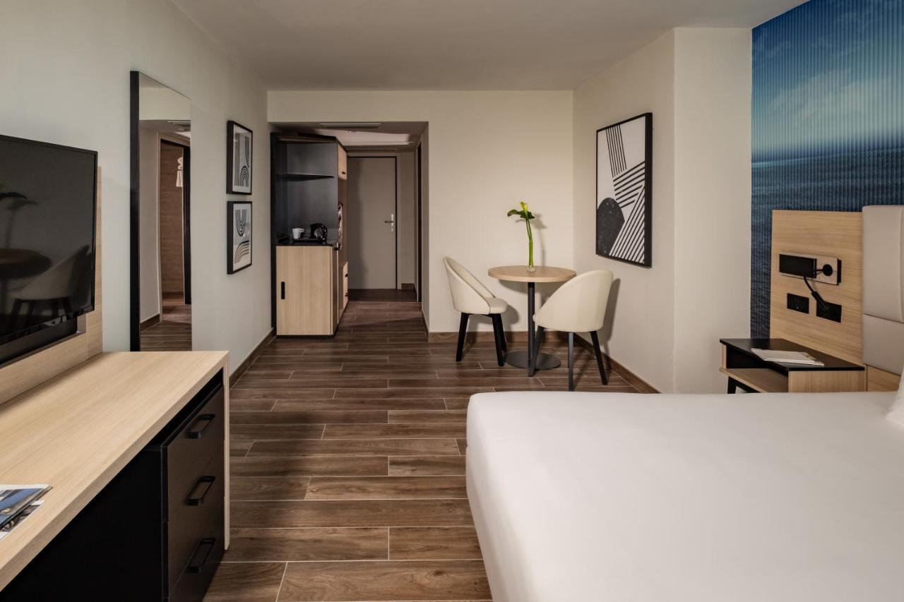 Qawra Palace & Hotel 4*